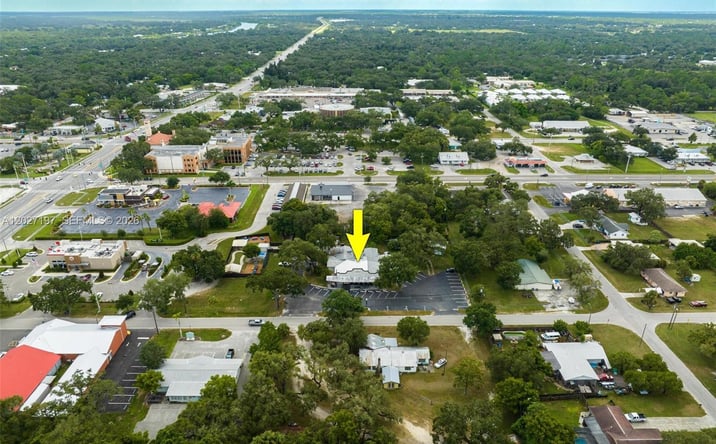 Pictures of Retail property located at 93 S Hall ST, La Belle, FL 33935 for sales - image #1