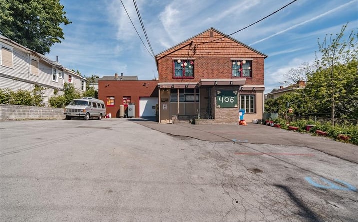 Pictures of Retail property located at 406 Kirkpatrick Street, Syracuse, NY 13208 for sales - image #1