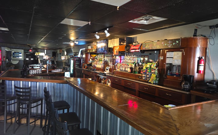 Pictures of Mixed Use property located at 213 N MAIN ST, MONTICELLO, IN 47960-2132 for sales - image #1