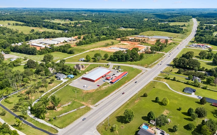 Pictures of Retail, Self Storage, Business for Sale property located at 4070 Old Highway 431, Greenbrier, TN 37073 for sales - image #1