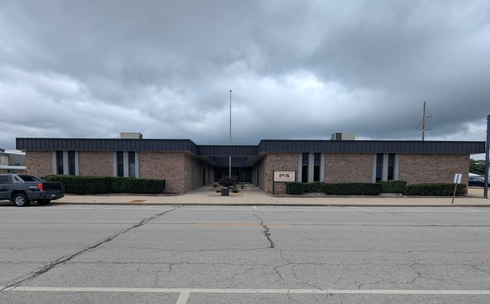 Pictures of Retail, Office property located at 123 North 15th Street, Mattoon, IL 61938 for sales - image #1