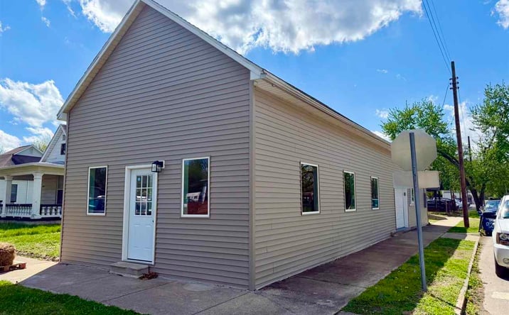 Pictures of Retail, Industrial property located at 1240 N 4th St, Terre Haute, IN 47807 for sales - image #1