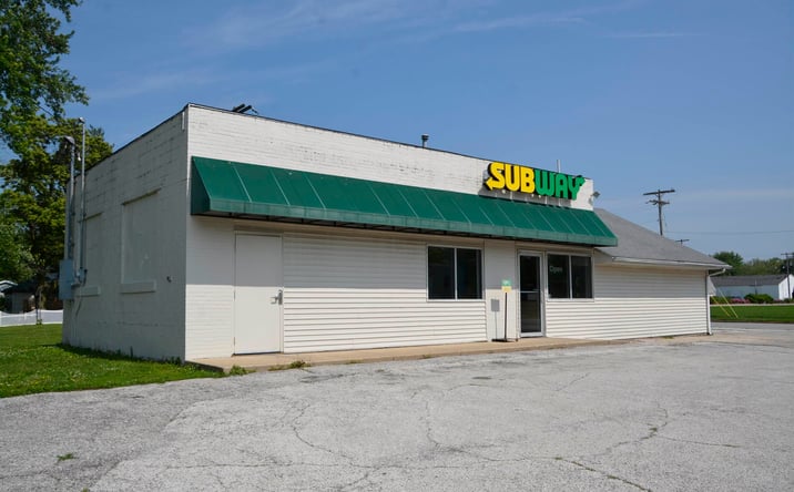 Pictures of Retail property located at 494 E HURST Street, Bushnell, IL 61422 for sales - image #1