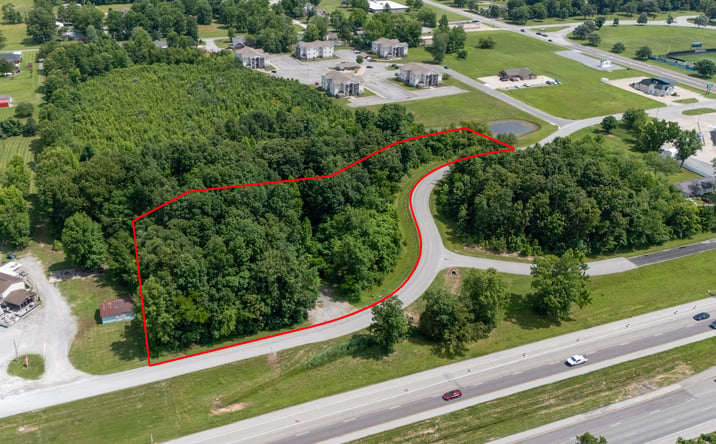 Pictures of Land, Retail property located at 1110 Pin Oak Drive, Carterville, IL 62918 for sales - image #1