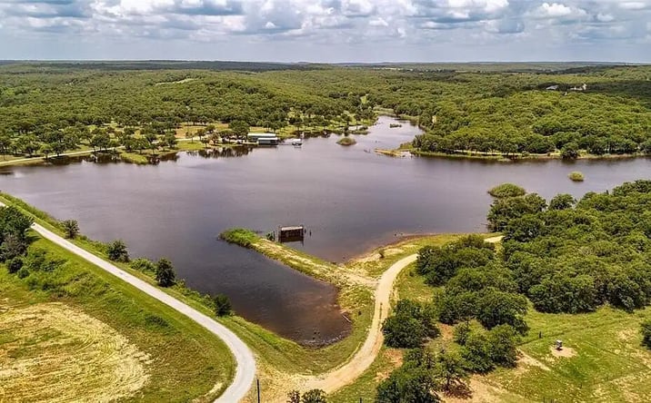 Pictures of Land property located at 380 Pr 297, Bowie, TX 76230 for sales - image #1