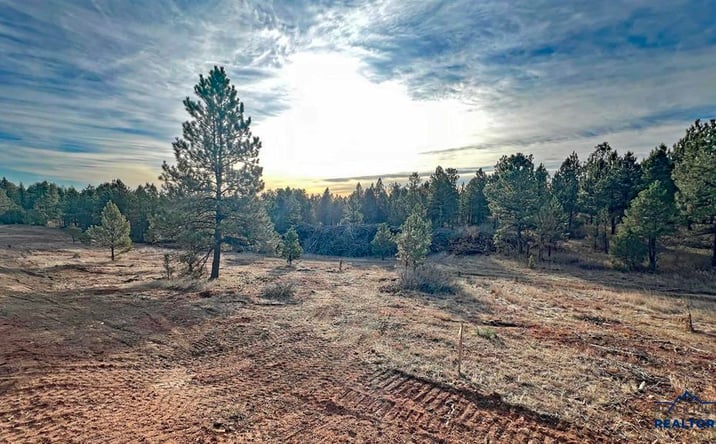 Pictures of Land property located at Lot 3 Westwind dr, Hot Springs, SD 57747 for sales - image #1