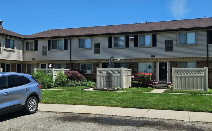 Pictures of Multifamily property located at 24949 Mayfair Street, Flat Rock, MI 48134 for sales - image #1