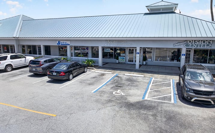 Pictures of Retail property located at 3830 S Highway A1a 10, Melbourne Beach, FL 32951 for sales - image #1