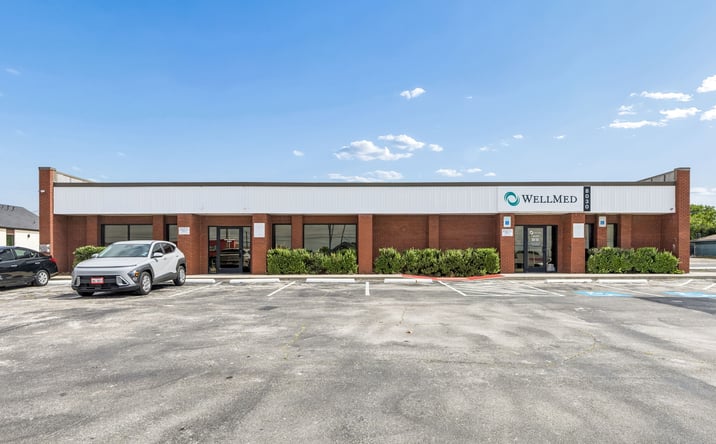 Pictures of Office property located at 8030-8032 Camp Bowie W Blvd, Fort Worth, TX 76116 for sales - image #1