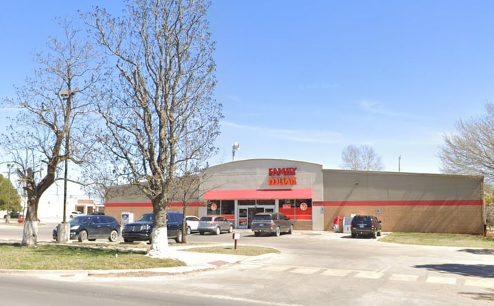 Pictures of Retail property located at 208 South Broadway Street, Marlow, OK 73055 for sales - image #1
