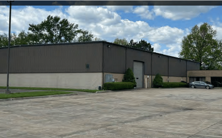 Pictures of Industrial property located at 9107 Pleasantwood Ave. NW, North Canton, OH 44720 for sales - image #1