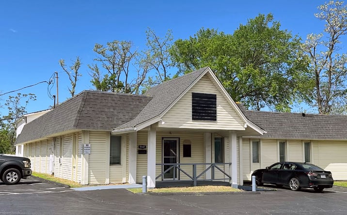 Pictures of Retail property located at 9147 Watson Rd, Crestwood, MO 63126 for sales - image #1