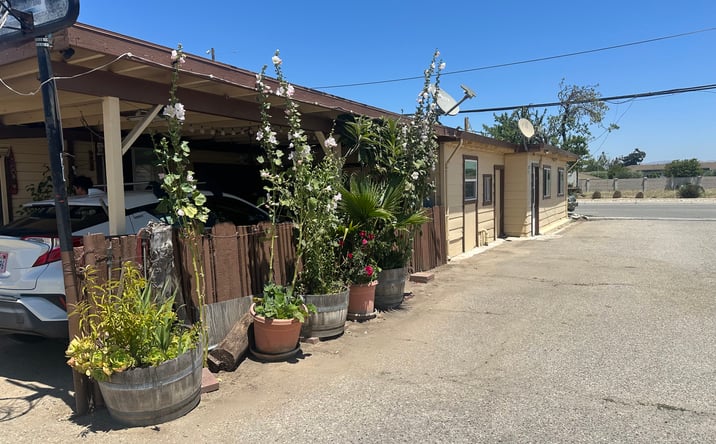 Pictures of Mobile Home Park property located at 527 El Camino Real, Greenfield, CA 93927 for sales - image #1