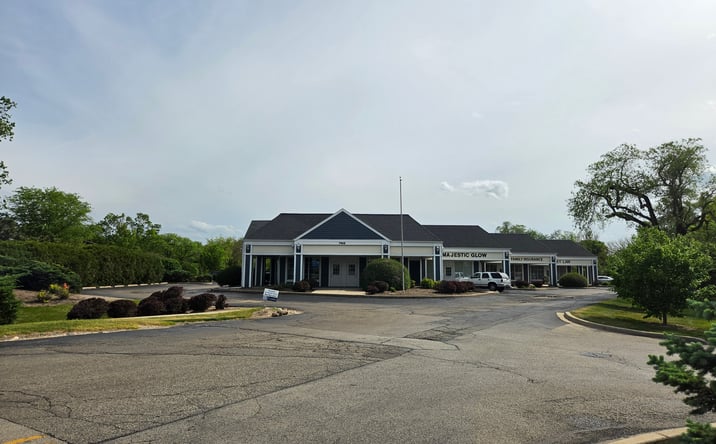 Pictures of Office property located at 7105 South Virginia Road, Crystal Lake, IL 60014 for sales - image #1