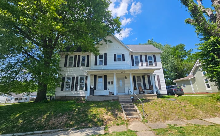 Pictures of Multifamily property located at 900 Cherry Street, Petersburg, IN 47567 for sales - image #1