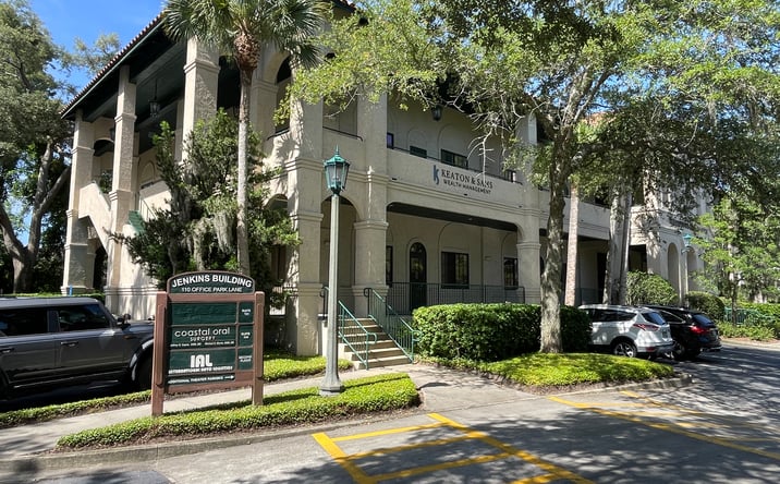 Pictures of Office property located at 110 OFFICE PARK LN, SAINT SIMONS ISLAND, GA 31522-6601 for sales - image #1