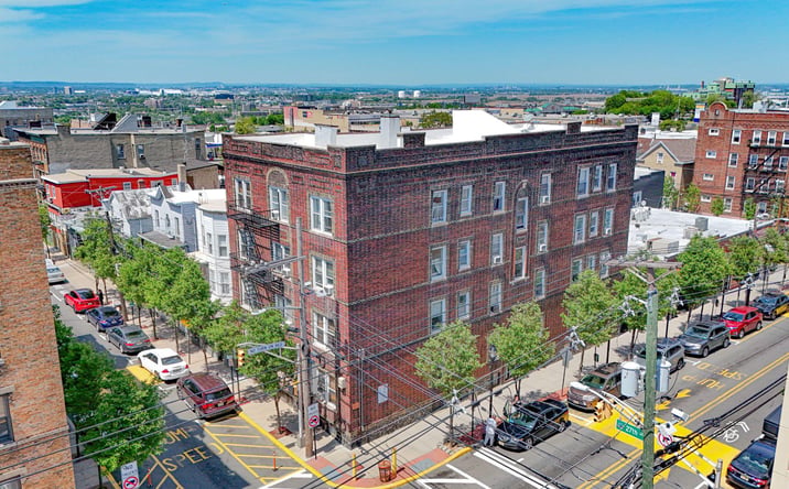 Pictures of Multifamily property located at 2705 Summit Avenue, Union City, NJ 07087 for sales - image #1