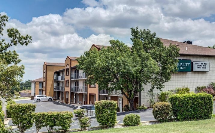 Pictures of Hospitality property located at 3601 SHEPHERD OF THE HILLS EXPWY, BRANSON, MO 65616-8108 for sales - image #1