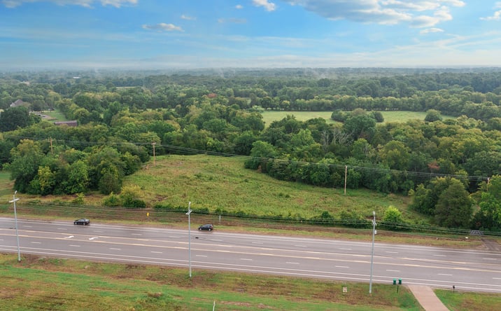 Pictures of Land property located at 1478 New Columbia Highway, Lewisburg, TN 37091 for sales - image #1