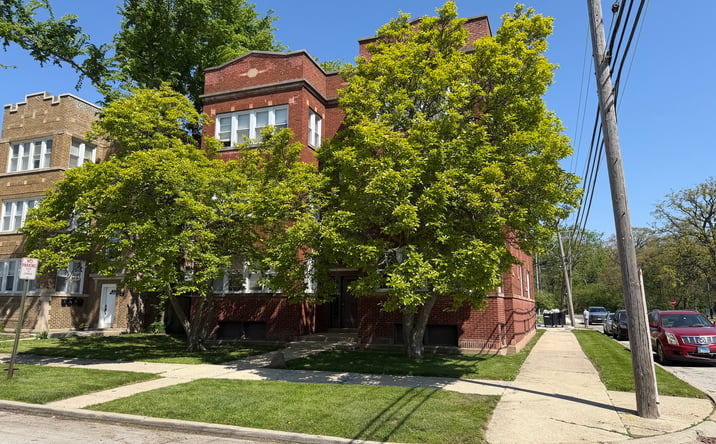 Pictures of Multifamily property located at 37 West 14th Place, Chicago Heights, IL 60411 for sales - image #1
