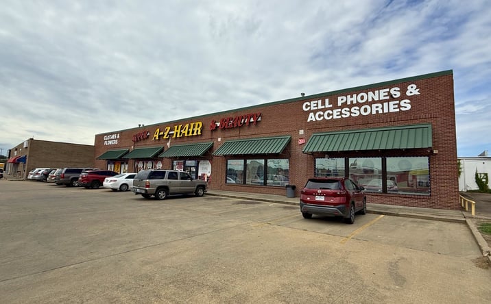 Pictures of Retail property located at 635 Mississippi 1, Greenville, MS 38701 for sales - image #1