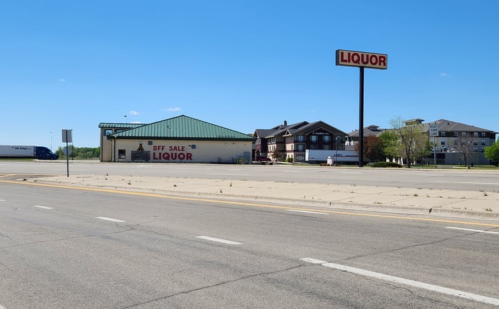 Pictures of Retail property located at 2320 43rd Street NW, Owatonna, MN 55060 for sales - image #1