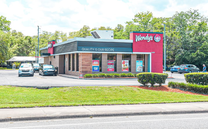 Pictures of Retail property located at 1608 South Dixie Freeway, New Smyrna Beach, FL 32168 for sales - image #1