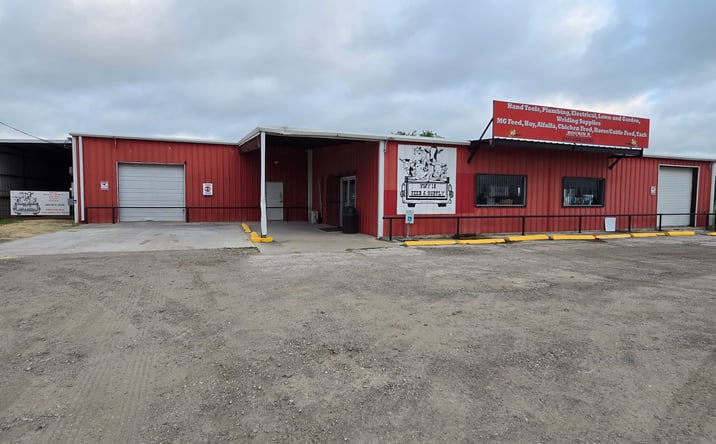 Pictures of Industrial property located at 19821 Texas 16, Von Ormy, TX 78073 for sales - image #1