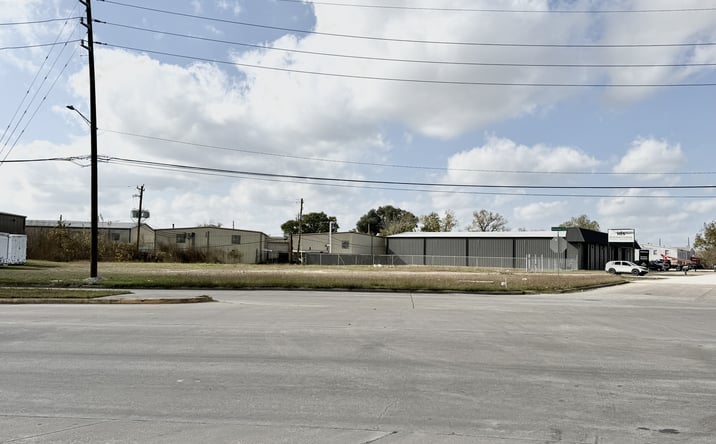Pictures of Land property located at N Gessner Rd, Houston, TX 77041 for sales - image #1