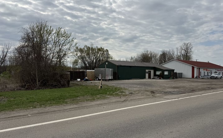 Pictures of Retail property located at 57280 Gratiot Avenue, New Haven, MI 48048 for sales - image #1