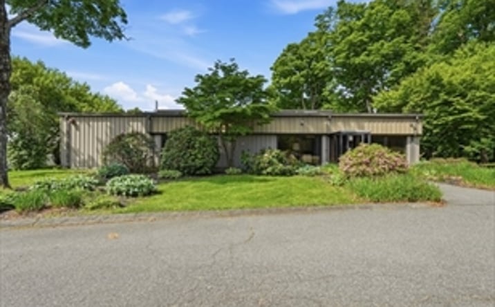 Pictures of Office, Industrial property located at 665 Amherst Rd, Sunderland, MA 01375 for sales - image #1