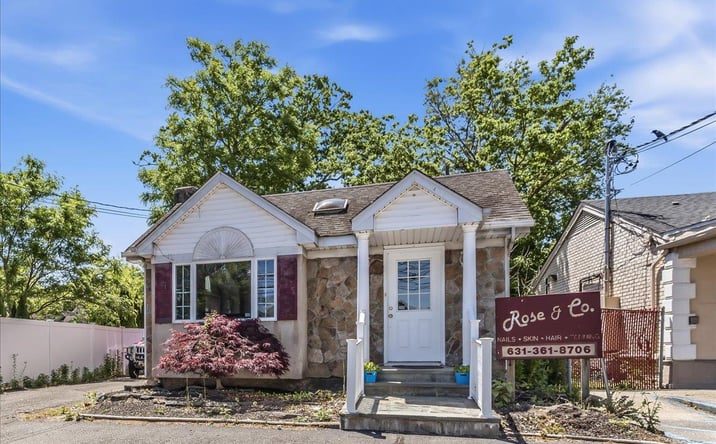 Pictures of Retail property located at 774 Townline Road, Hauppauge, NY 11788 for sales - image #1