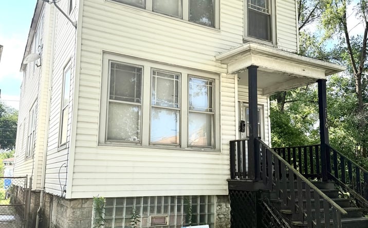 Pictures of Multifamily property located at 7130 S Green Street, Chicago, IL 60621 for sales - image #1
