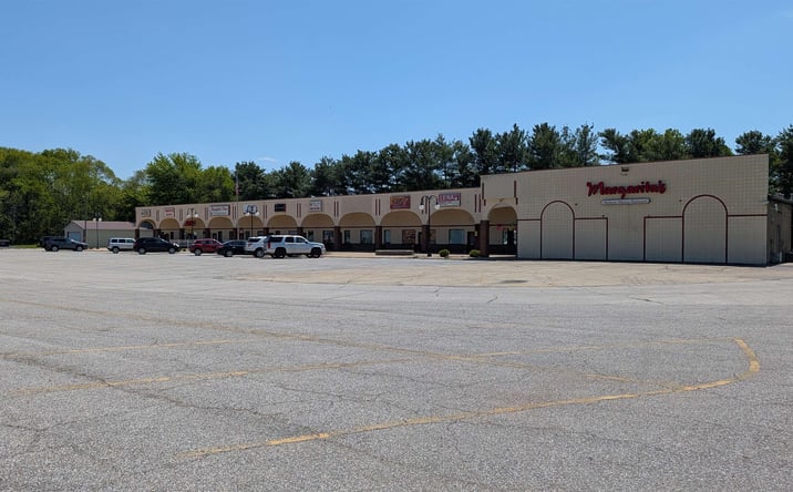 Pictures of Special Purpose property located at 705 E County Road 6 Road, Elkhart, IN 46514 for sales - image #1