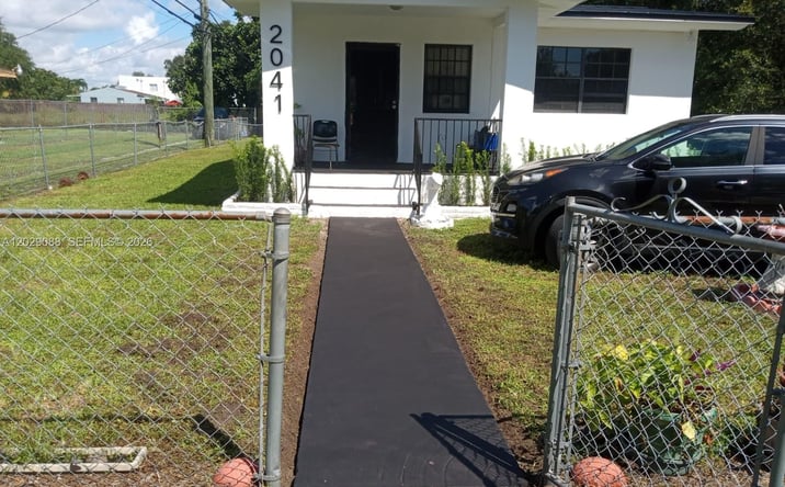 Pictures of Multifamily property located at 2041 NW 100th St, Miami, FL 33147 for sales - image #1
