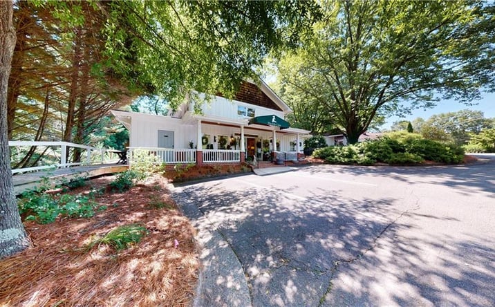 Pictures of Retail property located at 3760 Due West Road NW, Marietta, GA 30064 for sales - image #1
