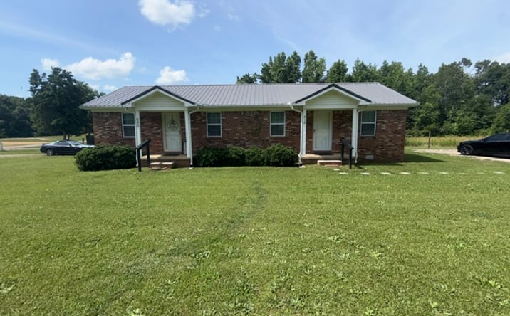 Pictures of Multifamily property located at 838 and 840 Highway 203, Savannah, TN 38372 for sales - image #1