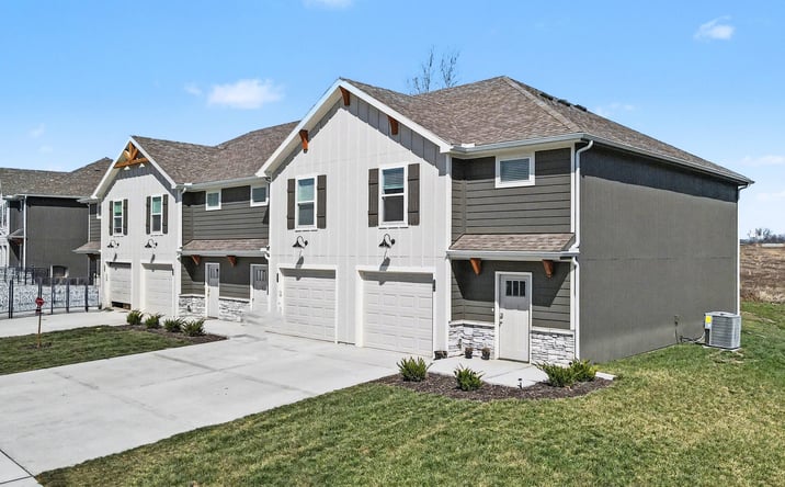 Pictures of Multifamily property located at 501 Pine Drive, Odessa, MO 64076 for sales - image #1