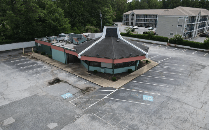 Pictures of Retail property located at 5099 Memorial Drive, Stone Mountain, GA 30083 for sales - image #1