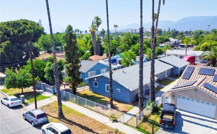 Pictures of Multifamily property located at 188 E 11th Street, San Bernardino, CA 92410 for sales - image #1