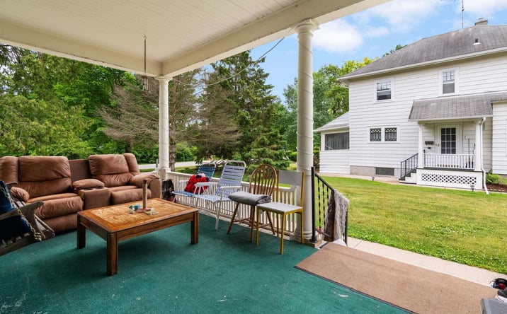 Pictures of Multifamily property located at 410-412 Jones Avenue, Fort Atkinson, WI 53538 for sales - image #1