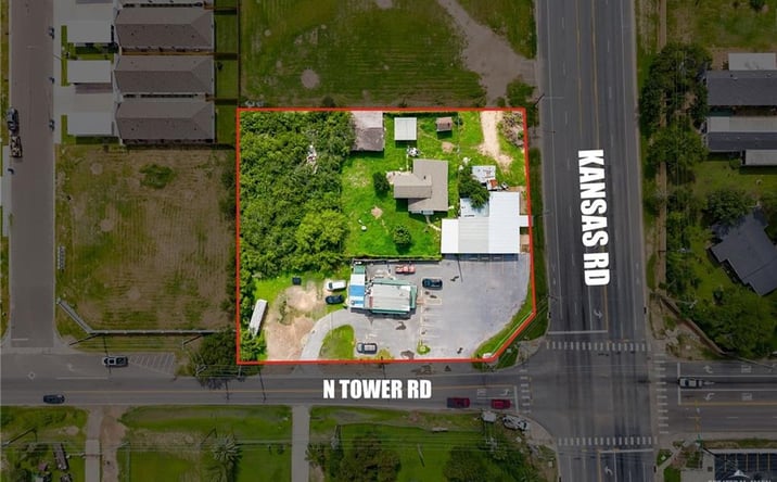 Pictures of Retail property located at 1002 N Tower Road, Alamo, TX 78516 for sales - image #1