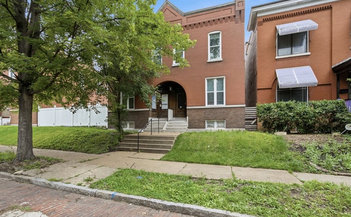 Pictures of Multifamily property located at 4430 Pennsylvania Avenue, St. Louis, MO 63111 for sales - image #1