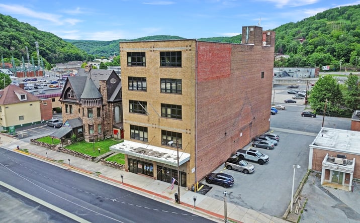 Pictures of Retail, Office, Mixed Use property located at 239 MAIN ST, JOHNSTOWN, PA 15901-1640 for sales - image #1