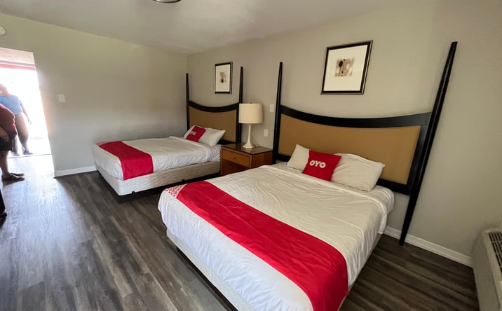 Pictures of Hospitality property located at 815 S US HWY 281, ALICE, TX 78332-7135 for sales - image #1