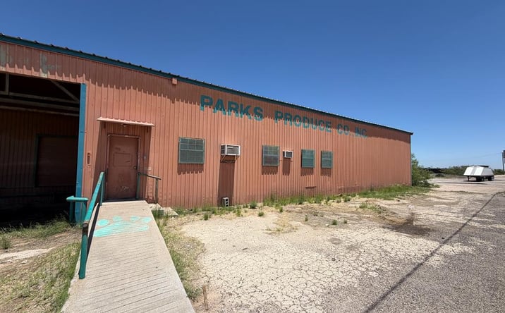 Pictures of Special Purpose property located at 813 E Sealy, Monahans, TX 79756 for sales - image #1