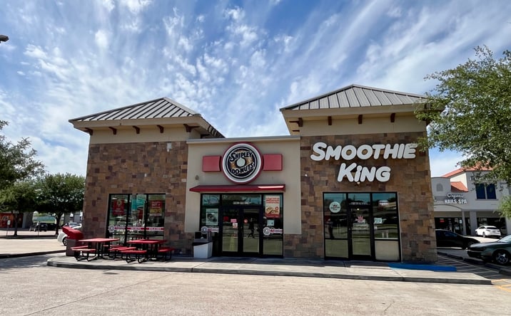 Pictures of Retail property located at 9501 West Broadway Street, Pearland, TX 77584 for sales - image #1