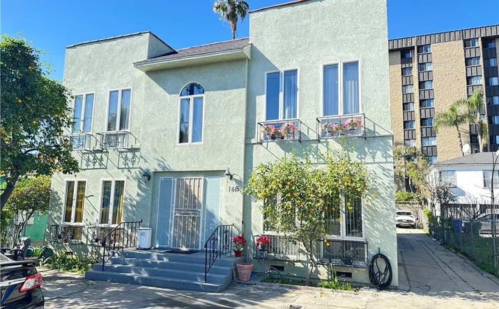 Pictures of Multifamily property located at 1415 N Mariposa, Los Angeles, CA 90027 for sales - image #1