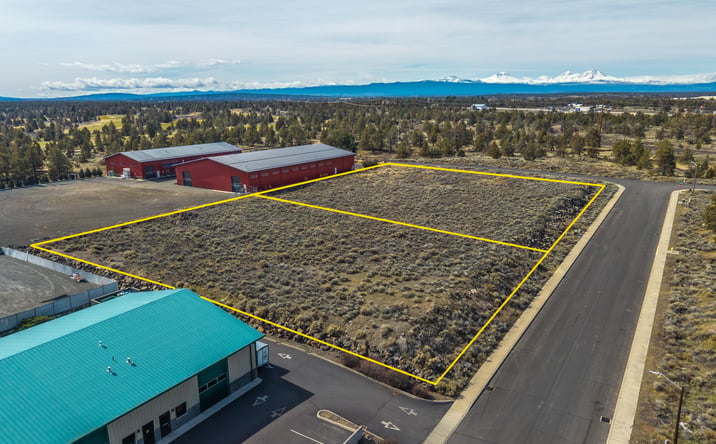 Pictures of Industrial property located at 2200 Southwest Deerhound Avenue, Redmond, OR 97756 for sales - image #1