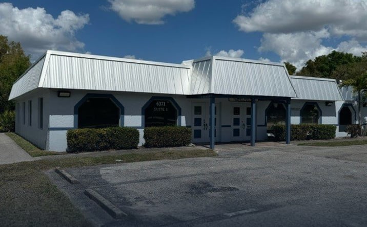 Pictures of Office property located at 6371 Presidential Court, Fort Myers, FL 33919 for sales - image #1